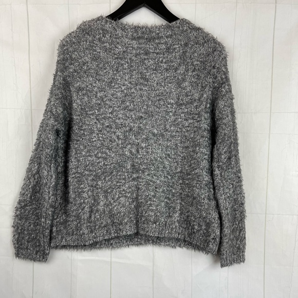 Elizabeth And James Gray Fuzzy Sweater Size XS - Picture 2 of 5